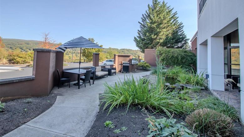 <b>Country Inn & Suites Altoona Other</b>. Images powered by <a href="https://iceportal.shijigroup.com/" title="IcePortal" target="_blank">IcePortal</a>.
