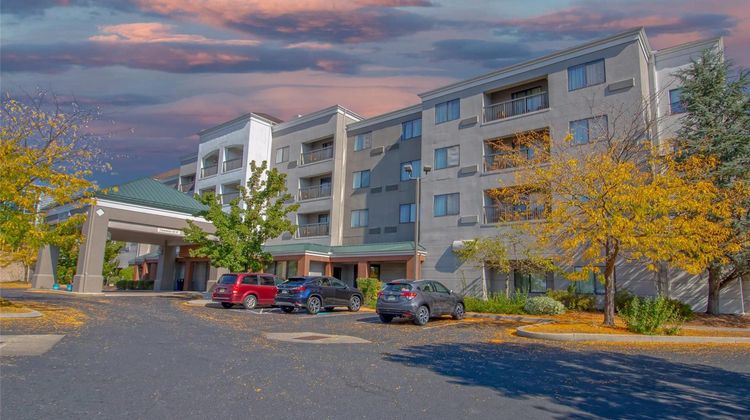 Country Inn & Suites Altoona Exterior