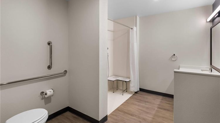 Everhome Suites, Bastrop Room