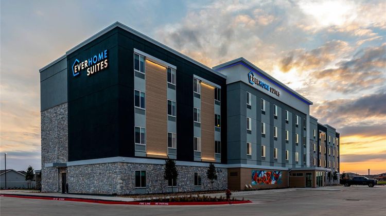 Everhome Suites, Bastrop Exterior