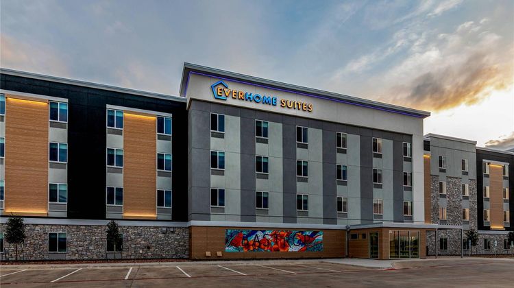 Everhome Suites, Bastrop Exterior