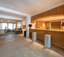Edelweiss Swiss Quality Hotel Lobby