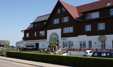 Hotel Restaurant Seemoewe AG