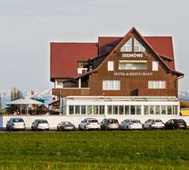Hotel Restaurant Seemoewe AG Exterior