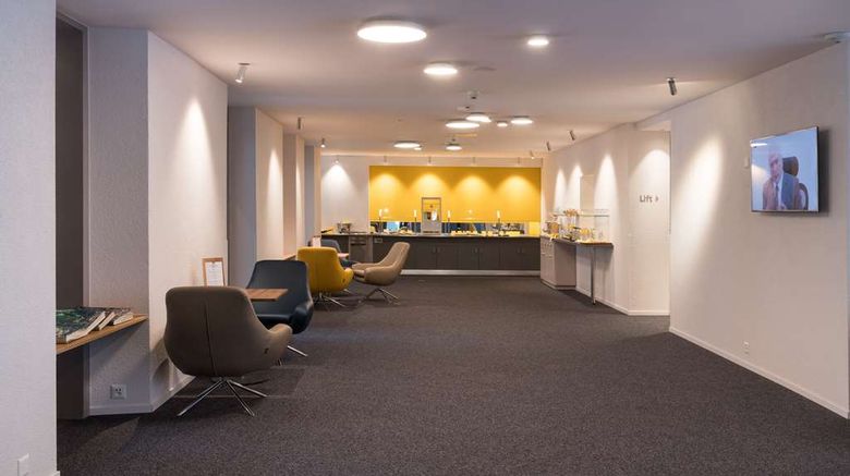 <b>Stella Hotel Lobby</b>. Images powered by <a href="https://iceportal.shijigroup.com/" title="IcePortal" target="_blank">IcePortal</a>.