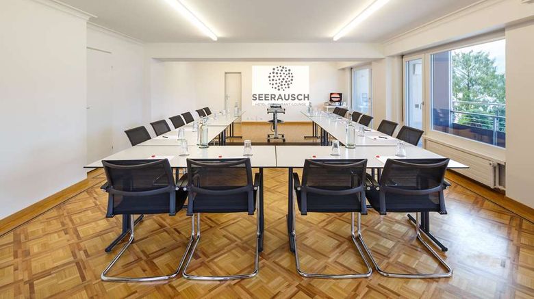 <b>Seerausch Swiss Quality Hotel Meeting</b>. Images powered by <a href="https://iceportal.shijigroup.com/" title="IcePortal" target="_blank">IcePortal</a>.