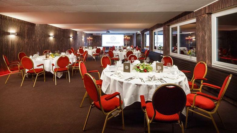 <b>Seerausch Swiss Quality Hotel Meeting</b>. Images powered by <a href="https://iceportal.shijigroup.com/" title="IcePortal" target="_blank">IcePortal</a>.