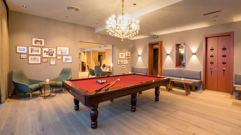 <b>Hotel Belvedere Grindelwald Restaurant</b>. Images powered by <a href="https://iceportal.shijigroup.com/" title="IcePortal" target="_blank">IcePortal</a>.
