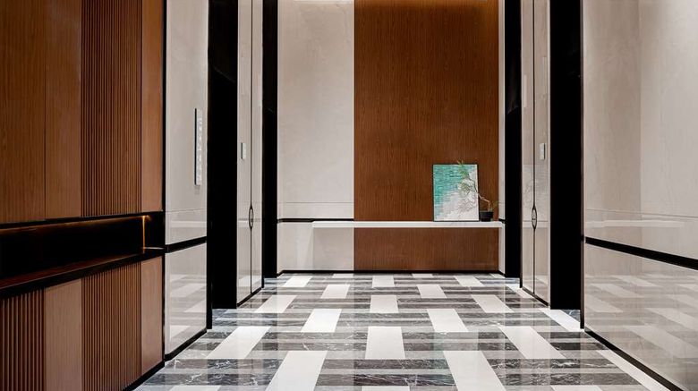 <b>Hilton Garden Inn Hefei High-Tech Zone Lobby</b>. Images powered by <a href="https://iceportal.shijigroup.com/" title="IcePortal" target="_blank">IcePortal</a>.