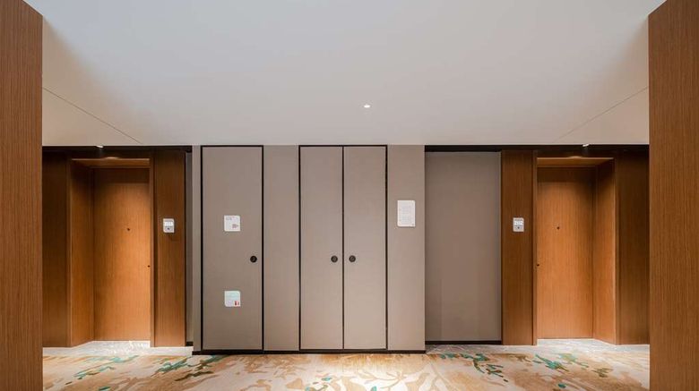 <b>Hilton Garden Inn Hefei High-Tech Zone Lobby</b>. Images powered by <a href="https://iceportal.shijigroup.com/" title="IcePortal" target="_blank">IcePortal</a>.