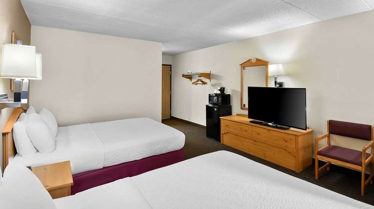 Quality Inn Ladysmith Room