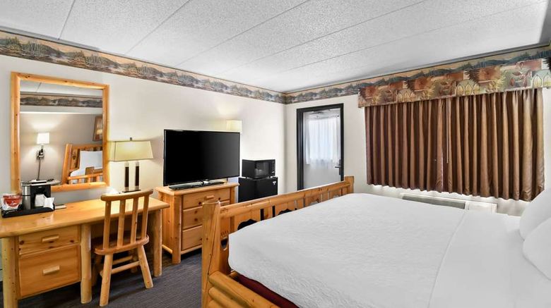 <b>Quality Inn Ladysmith Suite</b>. Images powered by <a href="https://iceportal.shijigroup.com/" title="IcePortal" target="_blank">IcePortal</a>.