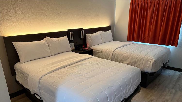 Motel 6 Athens Room