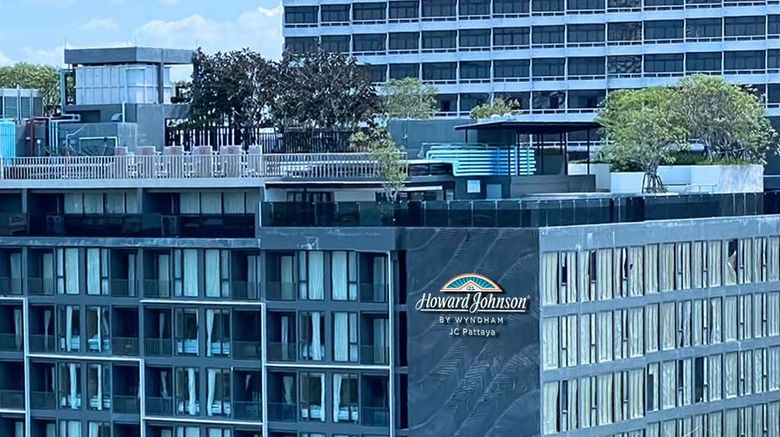 <b>Howard Johnson Pattaya JC Exterior</b>. Images powered by <a href="https://iceportal.shijigroup.com/" title="IcePortal" target="_blank">IcePortal</a>.
