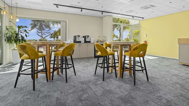 <b>Delfins Beach Resort-Tapestry Collection Meeting</b>. Images powered by <a href="https://iceportal.shijigroup.com/" title="IcePortal" target="_blank">IcePortal</a>.