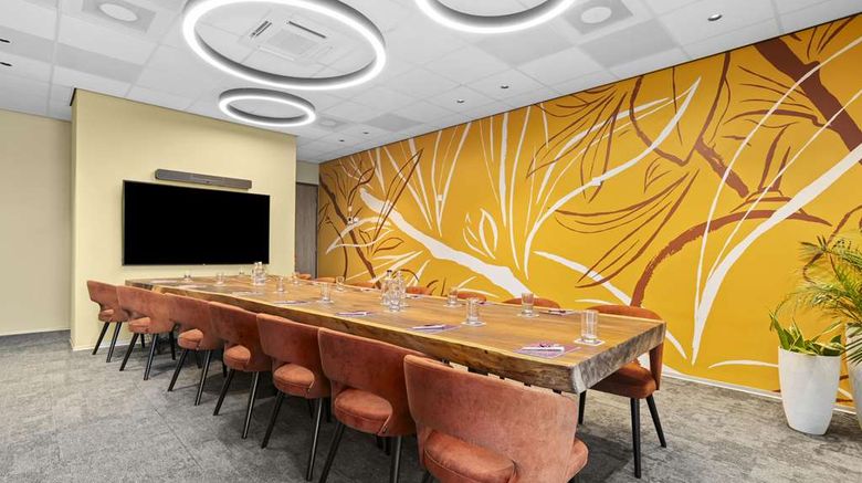 <b>Delfins Beach Resort-Tapestry Collection Meeting</b>. Images powered by <a href="https://iceportal.shijigroup.com/" title="IcePortal" target="_blank">IcePortal</a>.