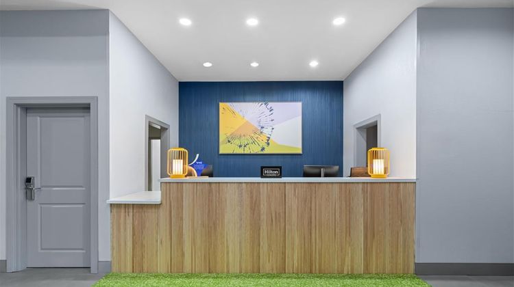 Spark by Hilton Homewood Birmingham Lobby