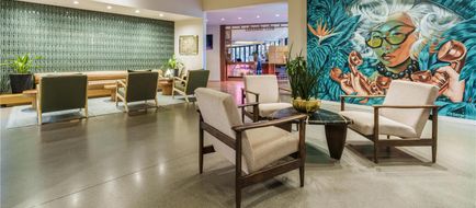 Flamingo Resort and Spa Lobby