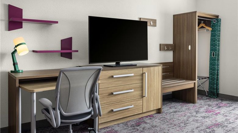 <b>Home2 Suites by Hilton Dry Ridge Room</b>. Images powered by <a href="https://iceportal.shijigroup.com/" title="IcePortal" target="_blank">IcePortal</a>.