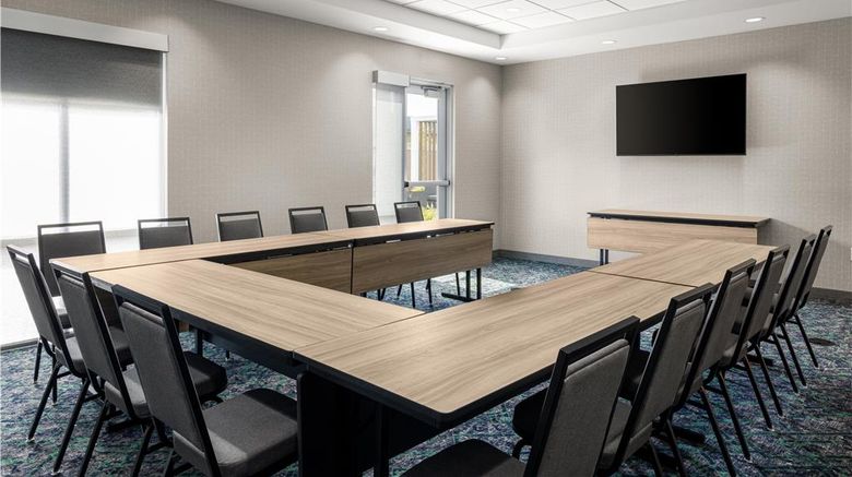 <b>Home2 Suites by Hilton Dry Ridge Meeting</b>. Images powered by <a href="https://iceportal.shijigroup.com/" title="IcePortal" target="_blank">IcePortal</a>.