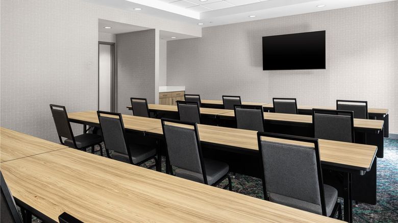 <b>Home2 Suites by Hilton Dry Ridge Meeting</b>. Images powered by <a href="https://iceportal.shijigroup.com/" title="IcePortal" target="_blank">IcePortal</a>.