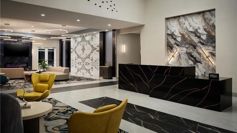 <b>DoubleTree by Hilton Brunswick Lobby</b>. Images powered by <a href="https://iceportal.shijigroup.com/" title="IcePortal" target="_blank">IcePortal</a>.