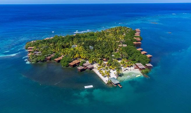 Anthony's Key Resort Exterior