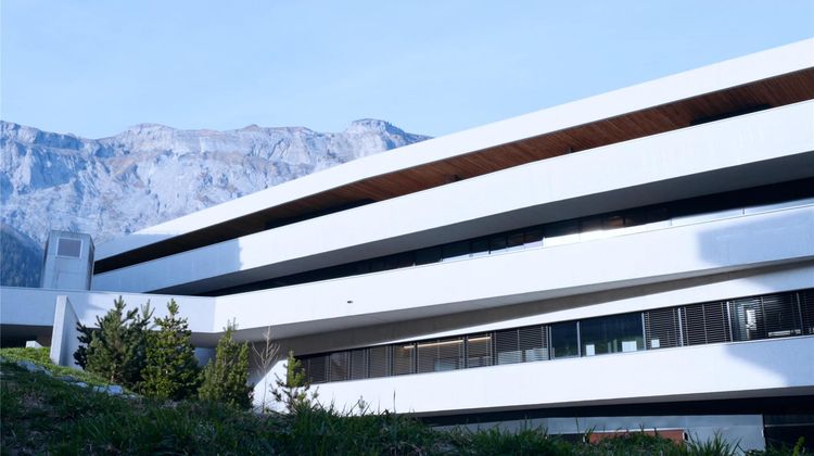 Me and All Hotel Flims, by Hyatt Exterior