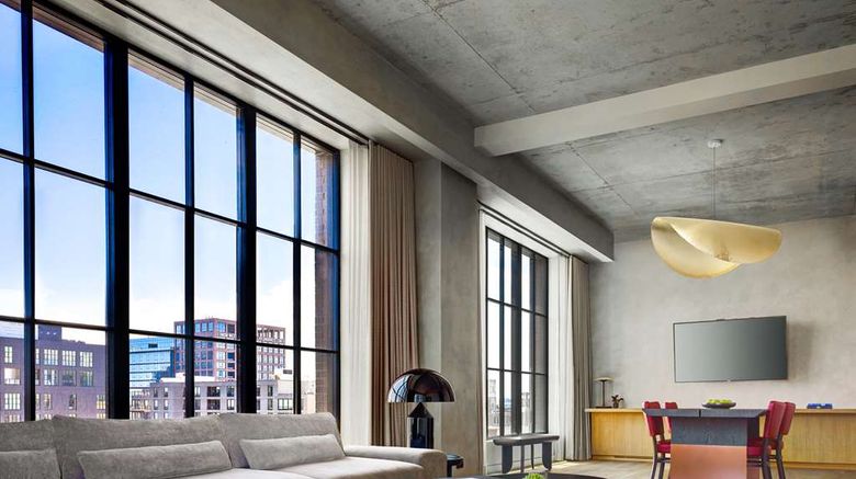 <b>Nobu Hotel Chicago Room</b>. Images powered by <a href="https://iceportal.shijigroup.com/" title="IcePortal" target="_blank">IcePortal</a>.