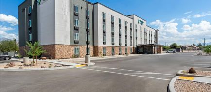 WoodSpring Suites Tucson Medical Center Exterior