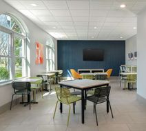 Spark by Hilton Summerville Lobby