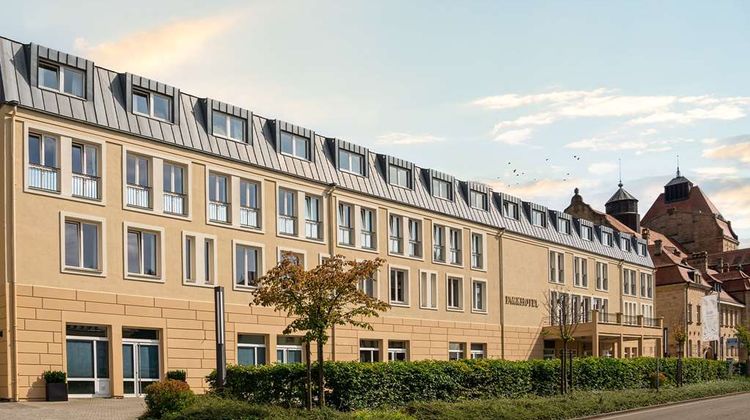 Parkhotel Landau Exterior