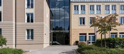 Parkhotel Landau Exterior