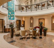 Parkhotel Landau Lobby