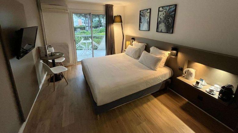 <b>Hotel Mediterranee Room</b>. Images powered by <a href="https://iceportal.shijigroup.com/" title="IcePortal" target="_blank">IcePortal</a>.