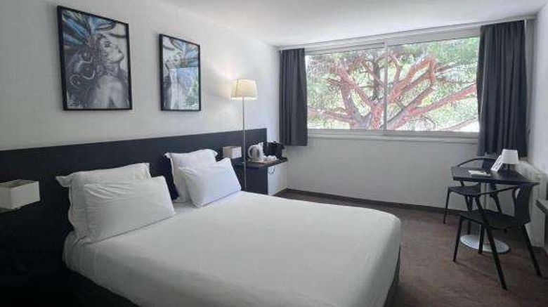 <b>Hotel Mediterranee Room</b>. Images powered by <a href="https://iceportal.shijigroup.com/" title="IcePortal" target="_blank">IcePortal</a>.