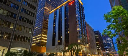 Hampton Inn by Hilton Calgary Downtown Exterior