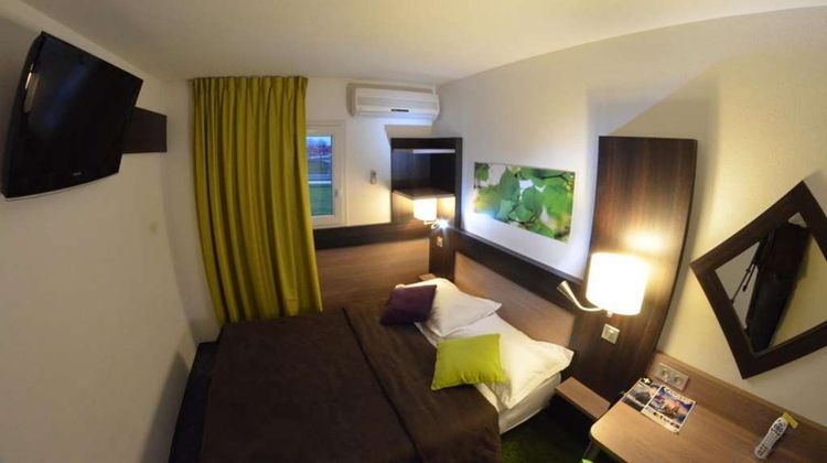 A & H Privilege Hotel Room