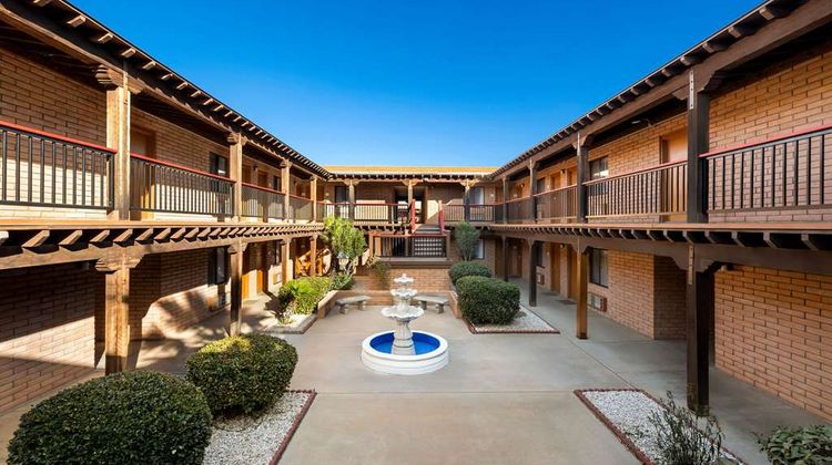 Clarion Inn Sierra Vista Pool