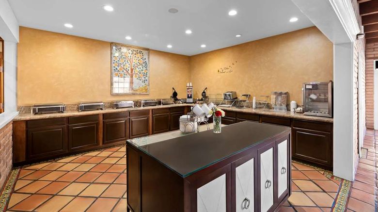 <b>Clarion Inn Sierra Vista Restaurant</b>. Images powered by <a href="https://iceportal.shijigroup.com/" title="IcePortal" target="_blank">IcePortal</a>.