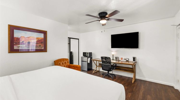 Clarion Inn Sierra Vista Room