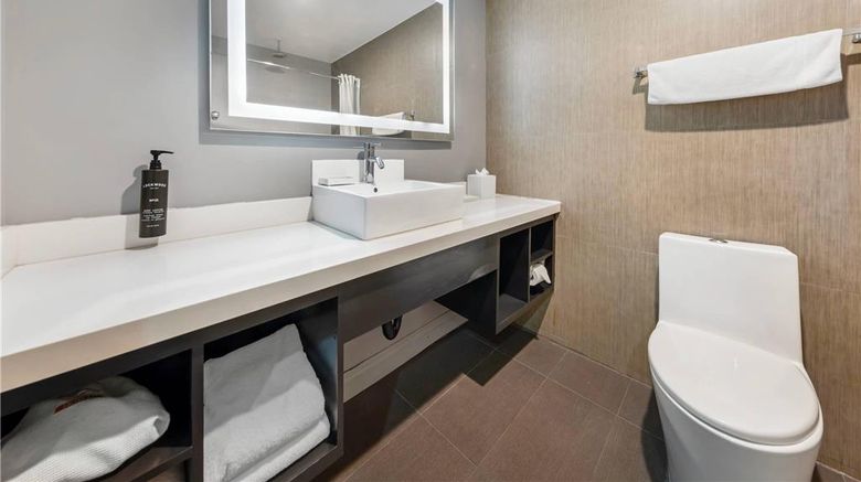 <b>BLVD Hotel & Studios Universal-Hollywood Room</b>. Images powered by <a href="https://iceportal.shijigroup.com/" title="IcePortal" target="_blank">IcePortal</a>.