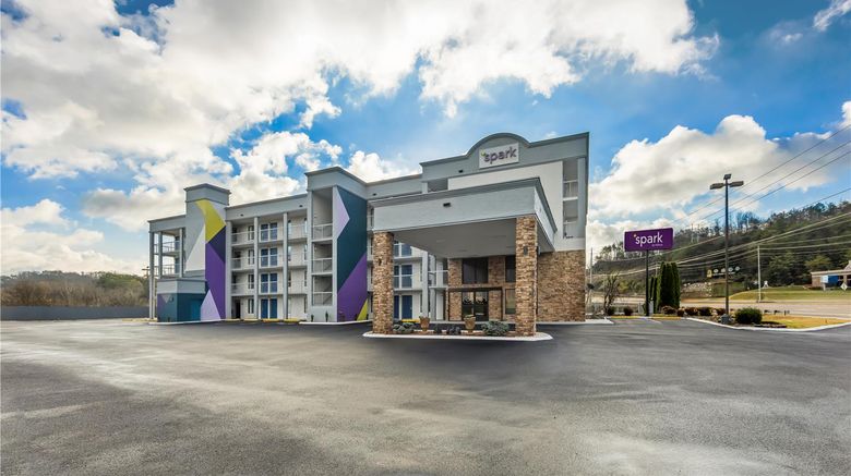 Spark by Hilton Kodak Exterior. Images powered by <a href="https://iceportal.shijigroup.com" target="_blank" rel="noopener">Ice Portal</a>.