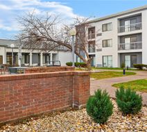 Spark by Hilton Bettendorf Quad Cities Exterior
