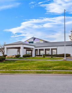 Spark by Hilton Bettendorf Quad Cities
