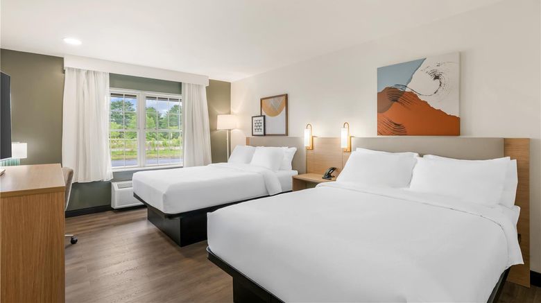 <b>Casco Bay Inn Room</b>. Images powered by <a href="https://iceportal.shijigroup.com/" title="IcePortal" target="_blank">IcePortal</a>.