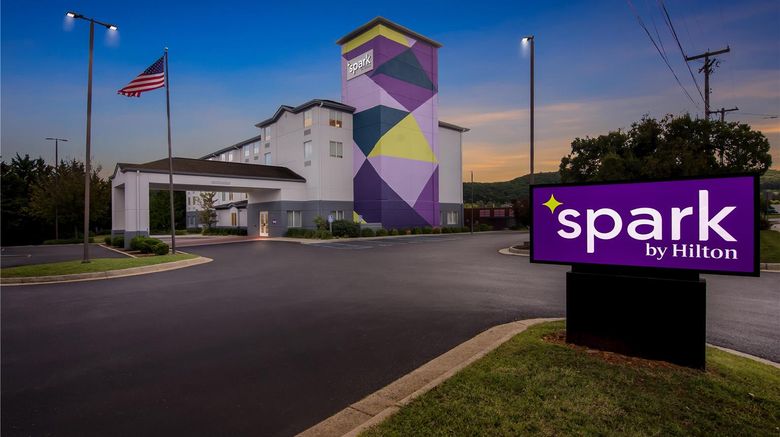 <b>Spark by Hilton Lynchburg Exterior</b>. Images powered by <a href="https://iceportal.shijigroup.com/" title="IcePortal" target="_blank">IcePortal</a>.