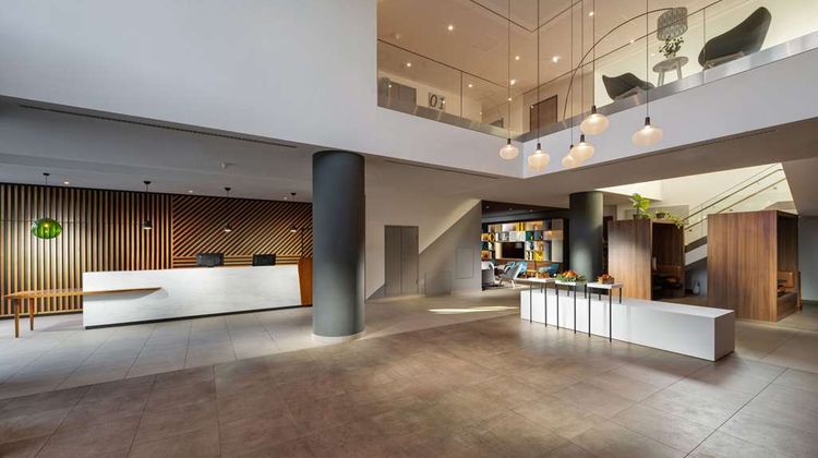 Clarion Hotel Vienna South Lobby