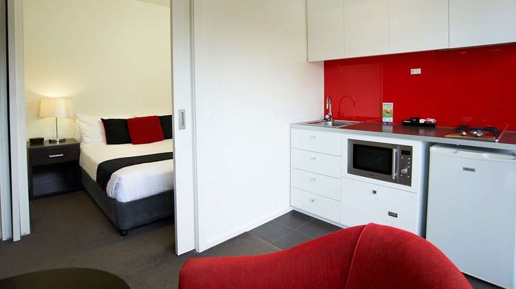 Comfort Apartments on Elizabeth Room