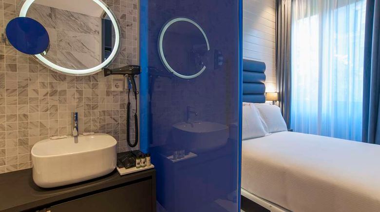 <b>abba San Sebastian Hotel Room</b>. Images powered by <a href="https://iceportal.shijigroup.com/" title="IcePortal" target="_blank">IcePortal</a>.